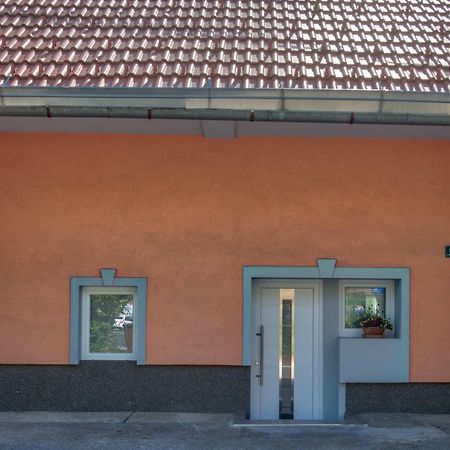 Apartment Pod Velbi Любляна Екстер'єр фото